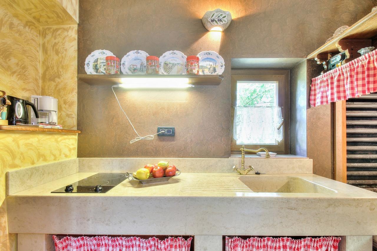 Nadia House With Apartments Zambratija  Quarto foto