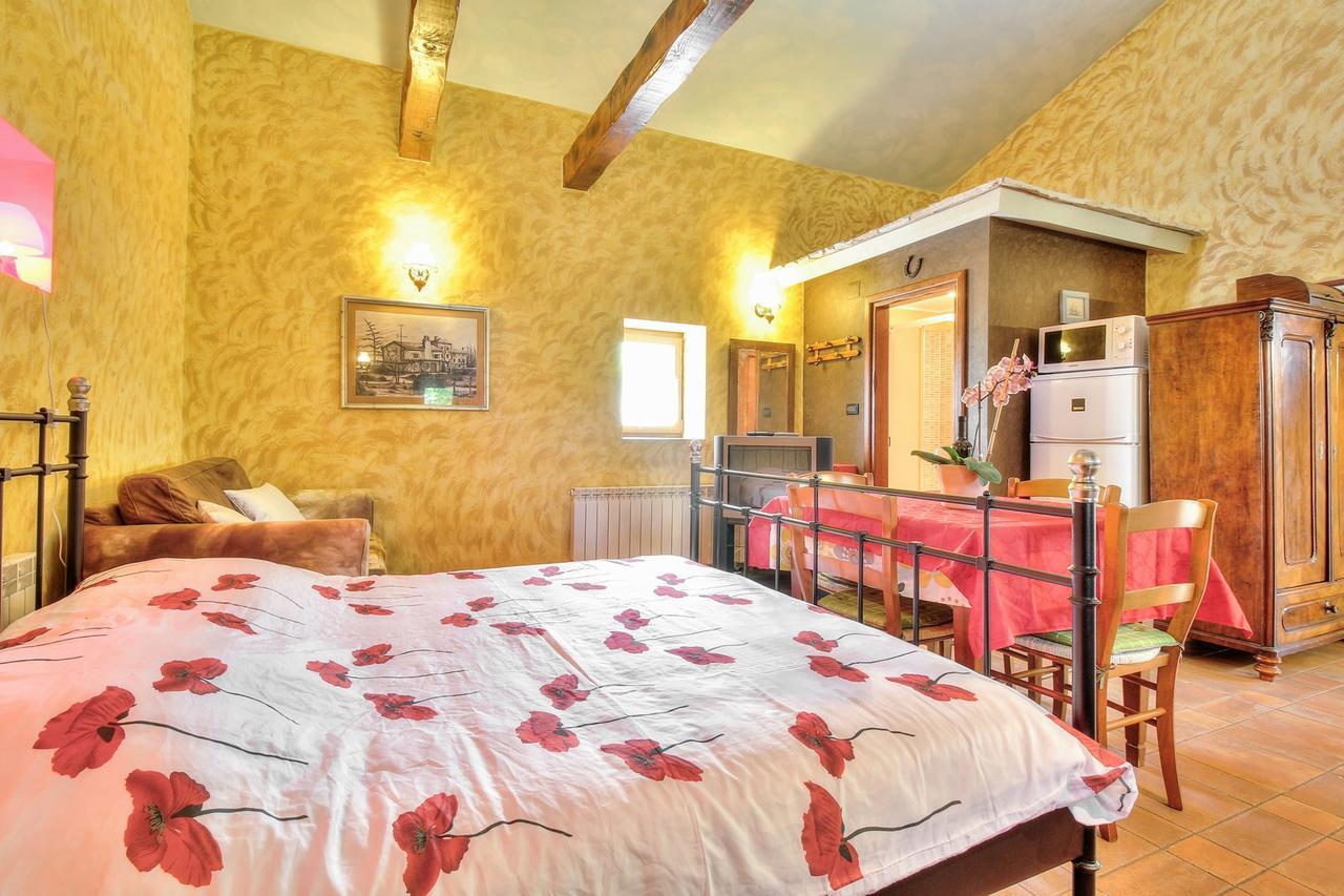 Nadia House With Apartments Zambratija  Quarto foto